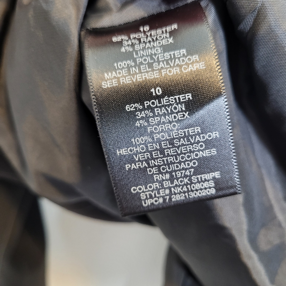 Norma Kamali Black Pinstripe Blazer - Picture 6 of 6